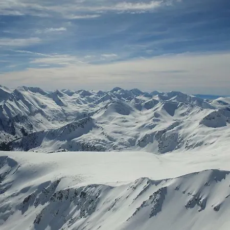 Great Location Near Lift Бансько