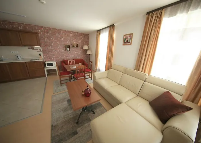 Great Location Near Lift Apartman *